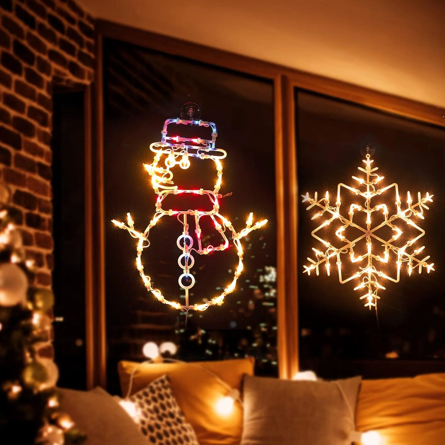 Minetom 4 Pack Christmas Window Lights, Wreath, wreath/cane/snowflake/snowman, photo 1